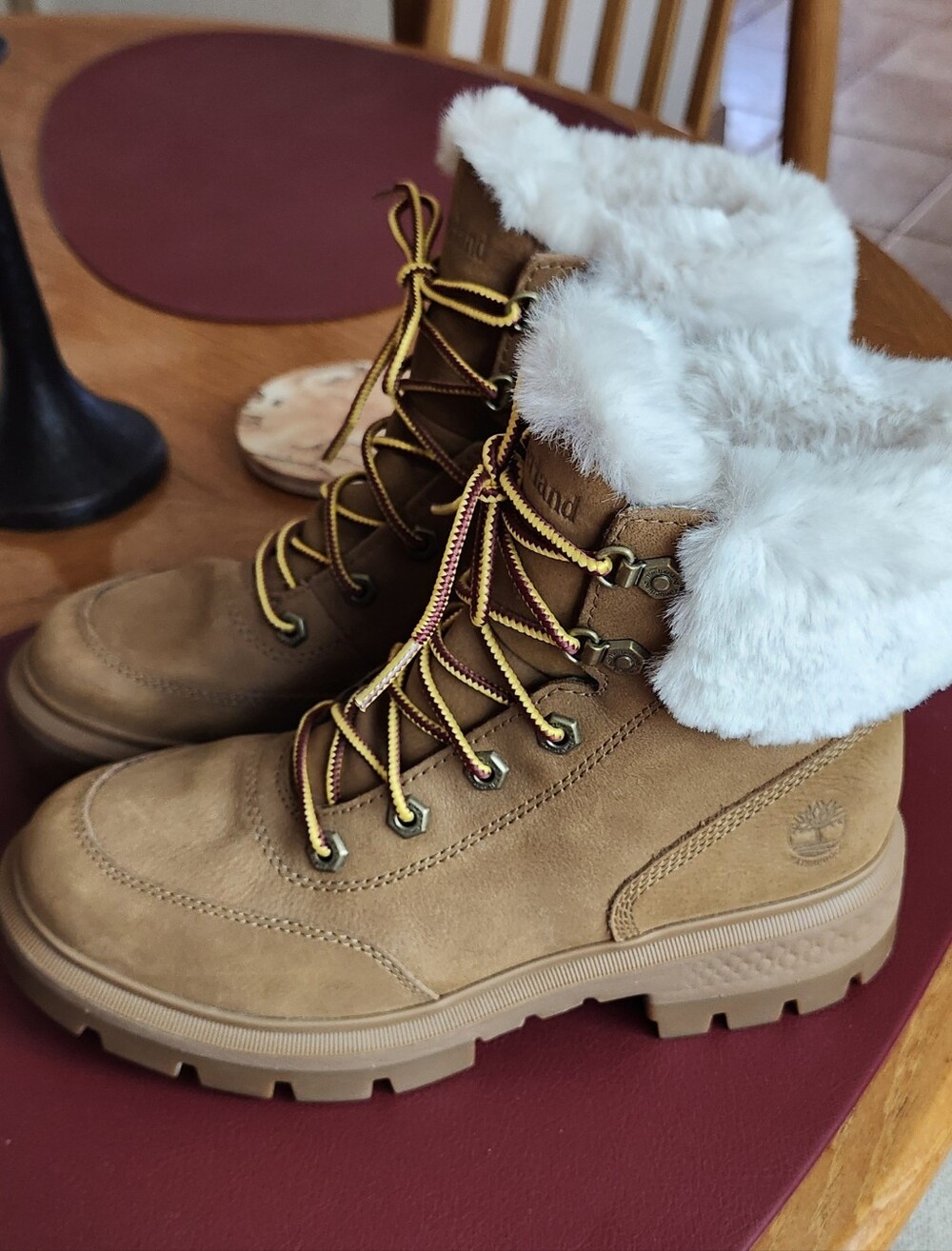 NWOT Timberland Cortina Valley Winter Hiking Boots Sz 7